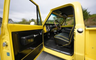 Chevrolet-C10-1967-Yellow-Black-33