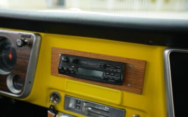 Chevrolet-C10-1967-Yellow-Black-43
