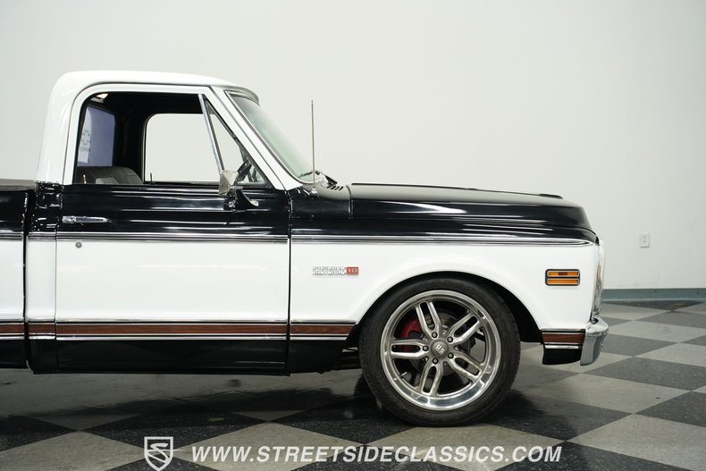 Chevrolet-C10-1971-Black-Black-32