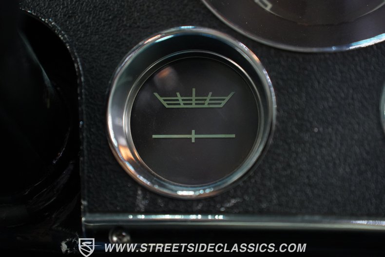 Chevrolet-C10-1971-Black-Black-42