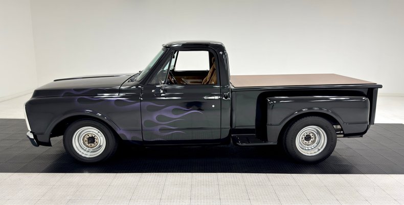 Chevrolet-C10-1971-Black-Mocha-14