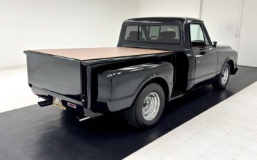 Chevrolet-C10-1971-Black-Mocha-17