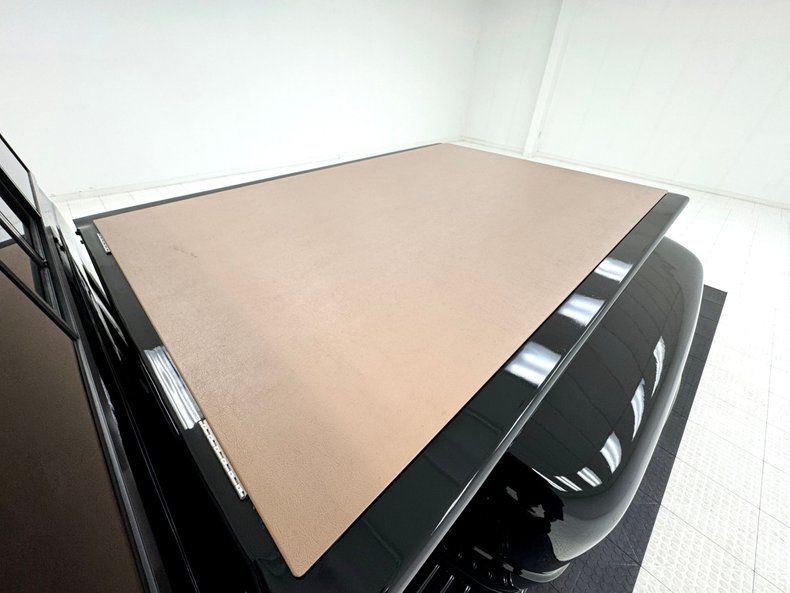 Chevrolet-C10-1971-Black-Mocha-20