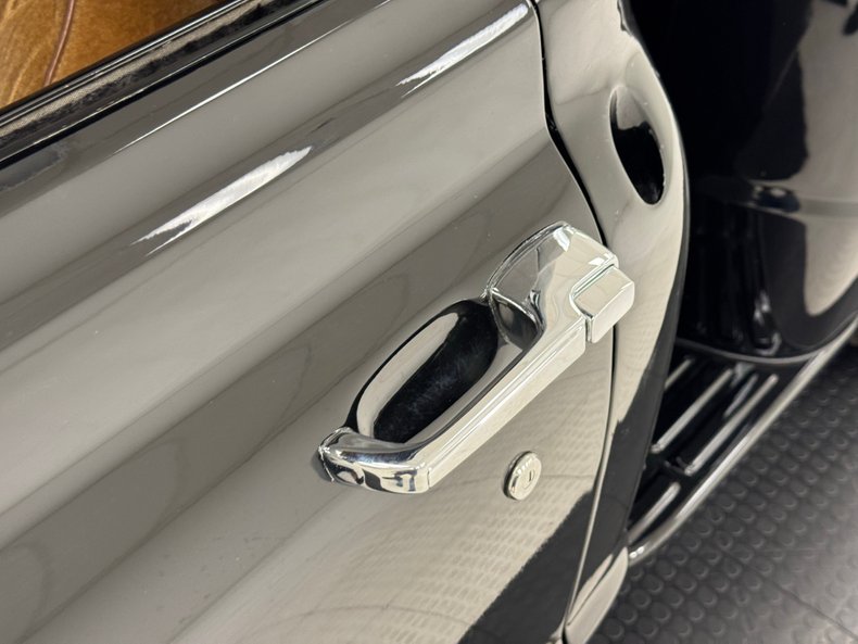 Chevrolet-C10-1971-Black-Mocha-23