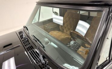 Chevrolet-C10-1971-Black-Mocha-3