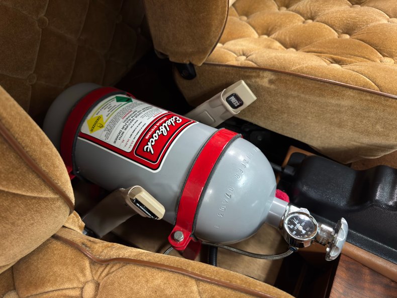 Chevrolet-C10-1971-Black-Mocha-47