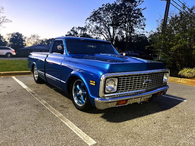 Chevrolet-C10-1972-Blue
