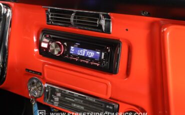 Chevrolet-C10-1972-Red-Black-13