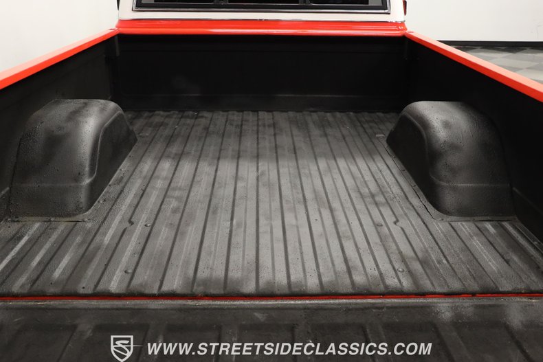 Chevrolet-C10-1972-Red-Black-16