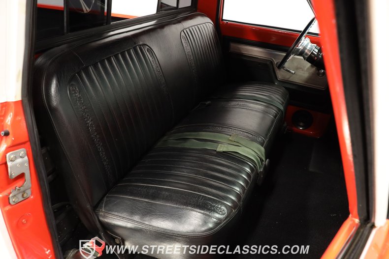 Chevrolet-C10-1972-Red-Black-33