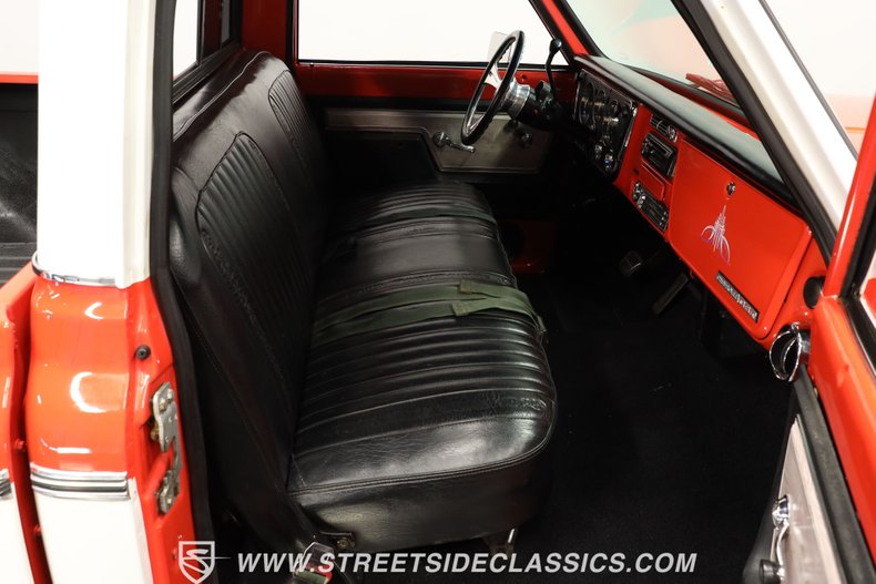 Chevrolet-C10-1972-Red-Black-34
