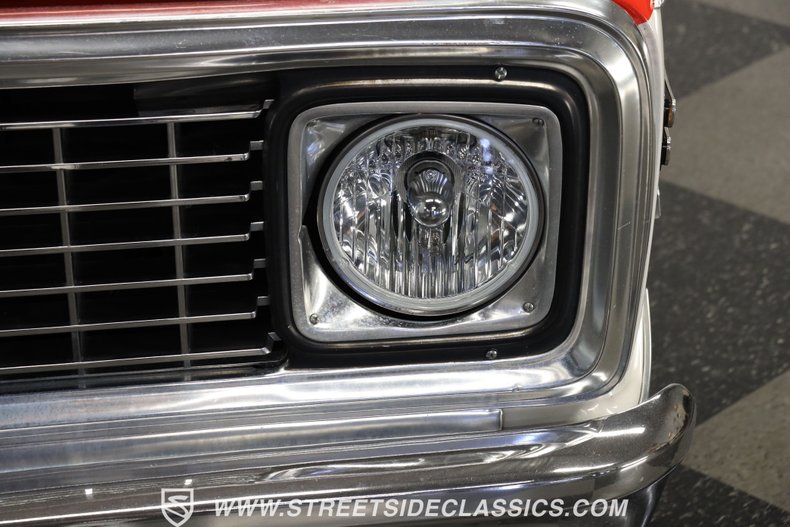 Chevrolet-C10-1972-Red-Black-43