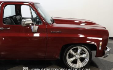 Chevrolet-C10-1977-Burgundy-Maroon-Black-35