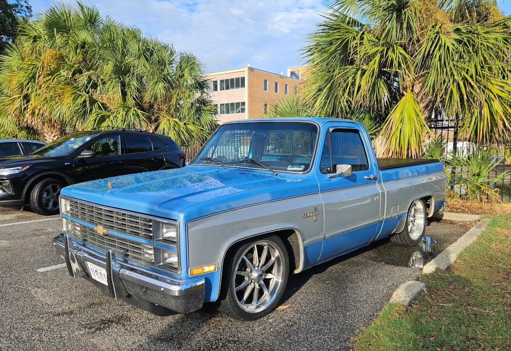 Chevrolet C10 1984 Standard Cab Pickup