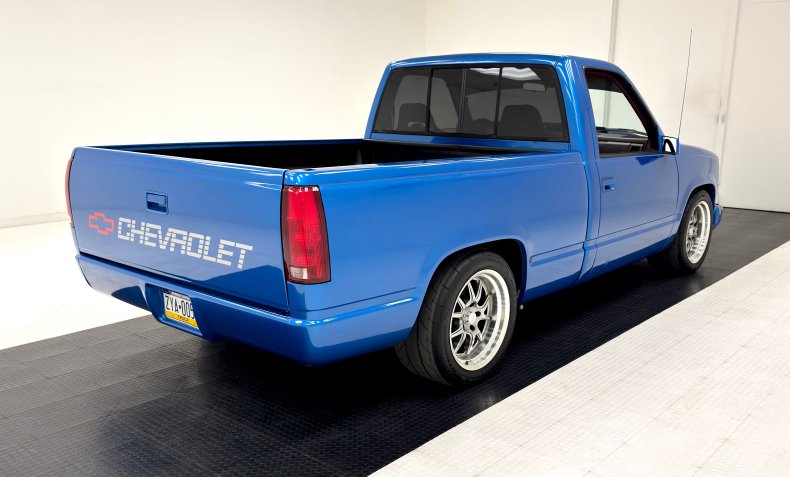 Chevrolet-C1500-1992-Medium-Blue-Metallic-Burgundy-10