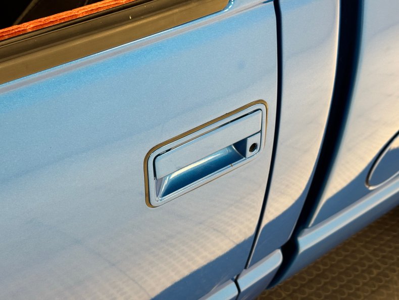 Chevrolet-C1500-1992-Medium-Blue-Metallic-Burgundy-22