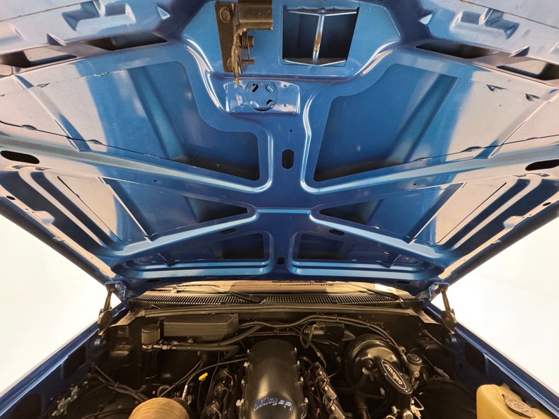 Chevrolet-C1500-1992-Medium-Blue-Metallic-Burgundy-25