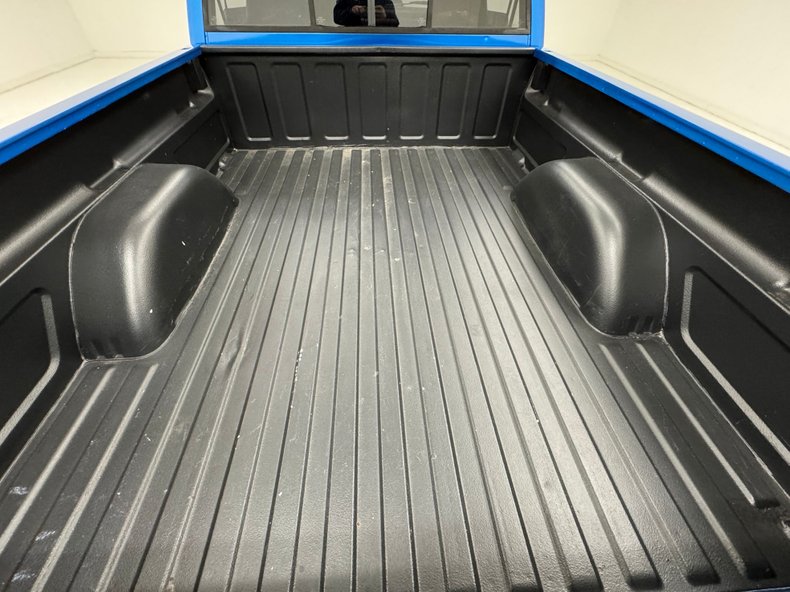 Chevrolet-C1500-1992-Medium-Blue-Metallic-Burgundy-29