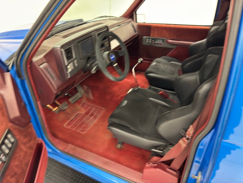 Chevrolet-C1500-1992-Medium-Blue-Metallic-Burgundy-35