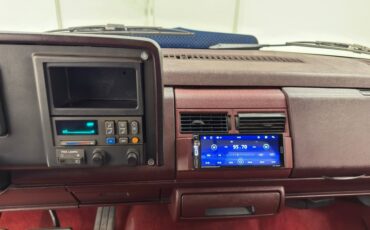Chevrolet-C1500-1992-Medium-Blue-Metallic-Burgundy-39