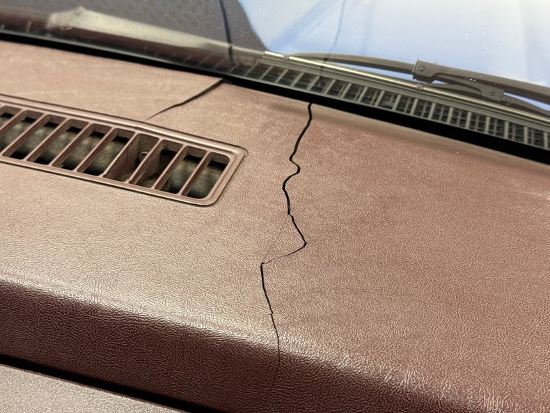 Chevrolet-C1500-1992-Medium-Blue-Metallic-Burgundy-41