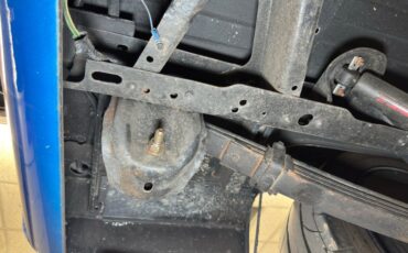 Chevrolet-C1500-1992-Medium-Blue-Metallic-Burgundy-45