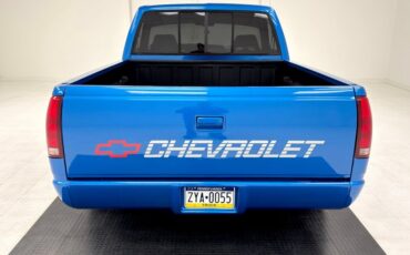 Chevrolet-C1500-1992-Medium-Blue-Metallic-Burgundy-9
