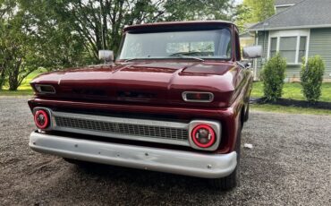 Chevrolet-C20-1965-Red-Tan