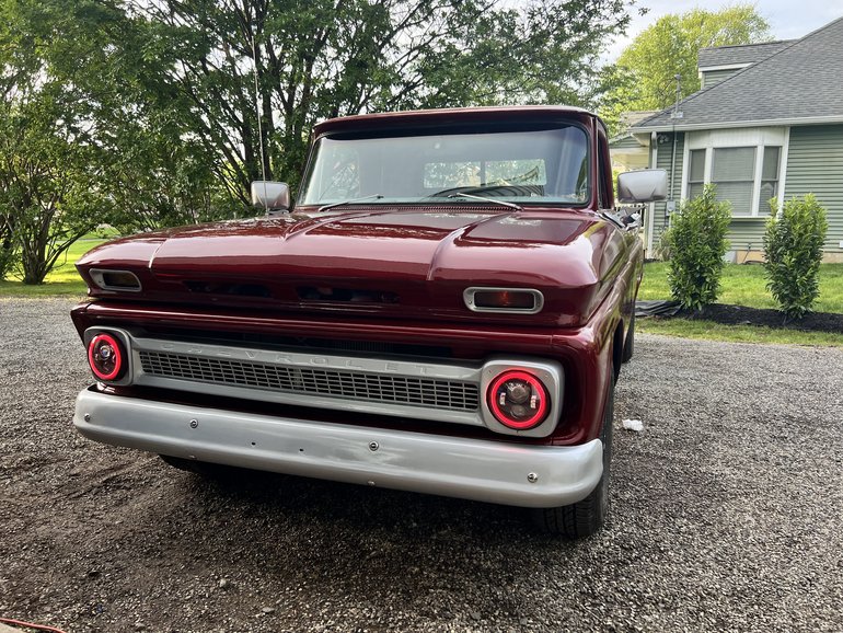 Chevrolet-C20-1965-Red-Tan