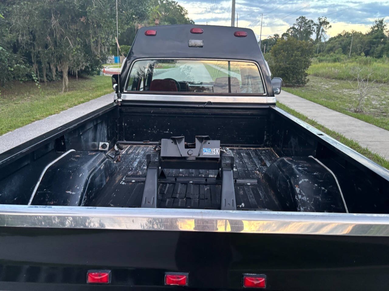 Chevrolet-C30-1984-Crew-Cab-Pickup-18