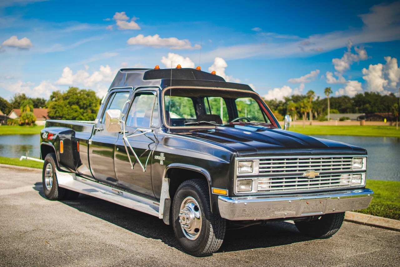 Chevrolet C30 1984 Crew Cab Pickup