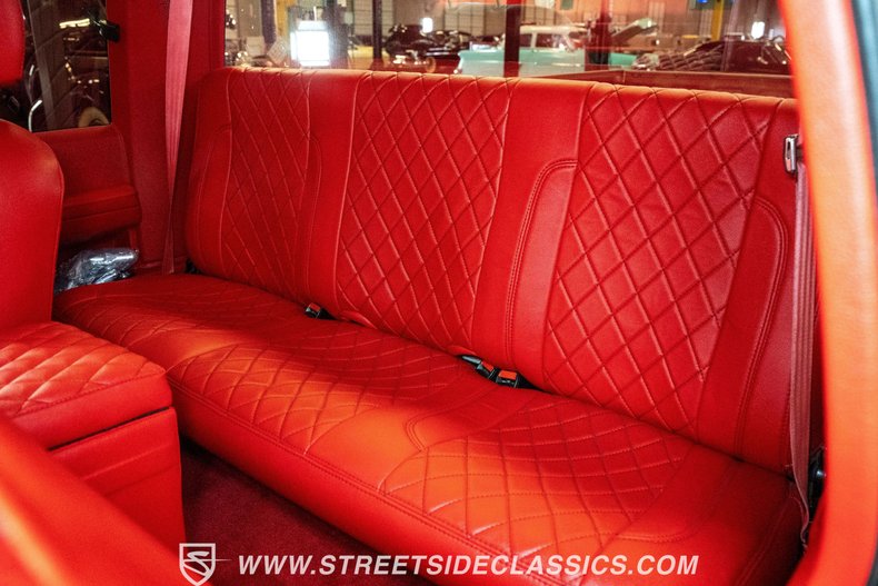 Chevrolet-C3500-1989-Pearl-White-Red-8