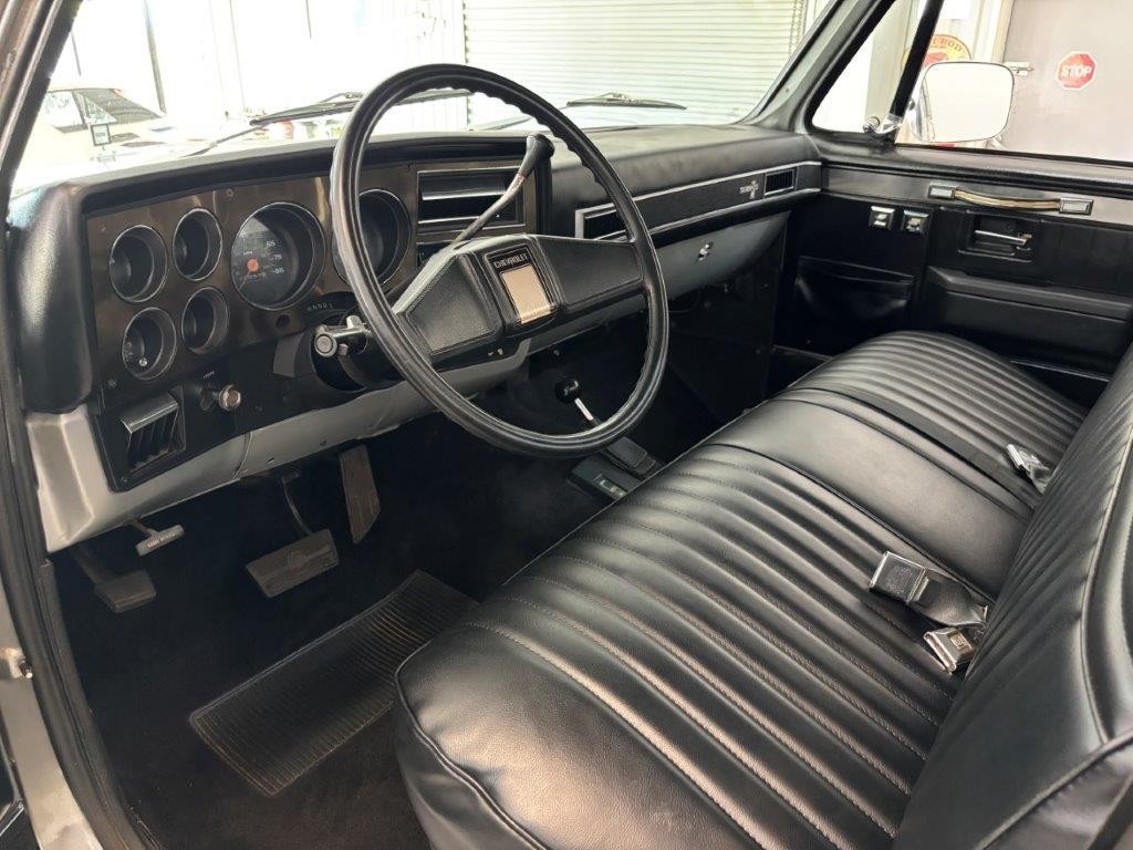 Chevrolet-CK-Pickup-1500-1984-16