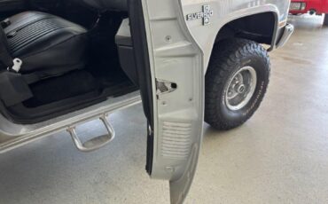 Chevrolet-CK-Pickup-1500-1984-26