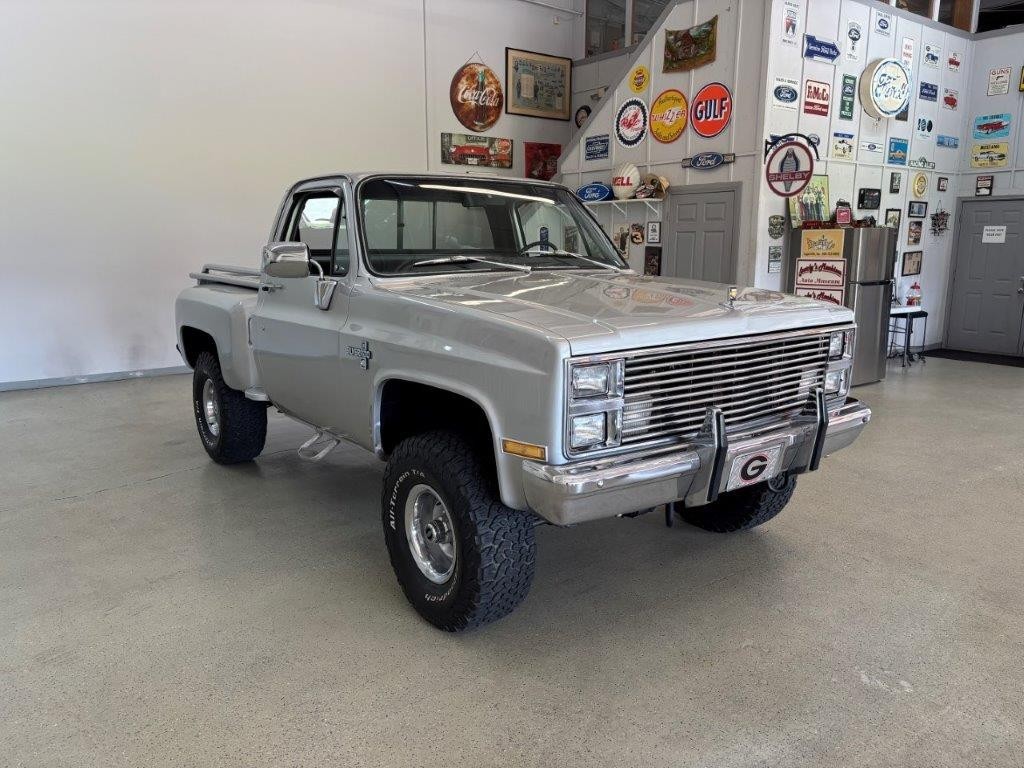 Chevrolet-CK-Pickup-1500-1984-3