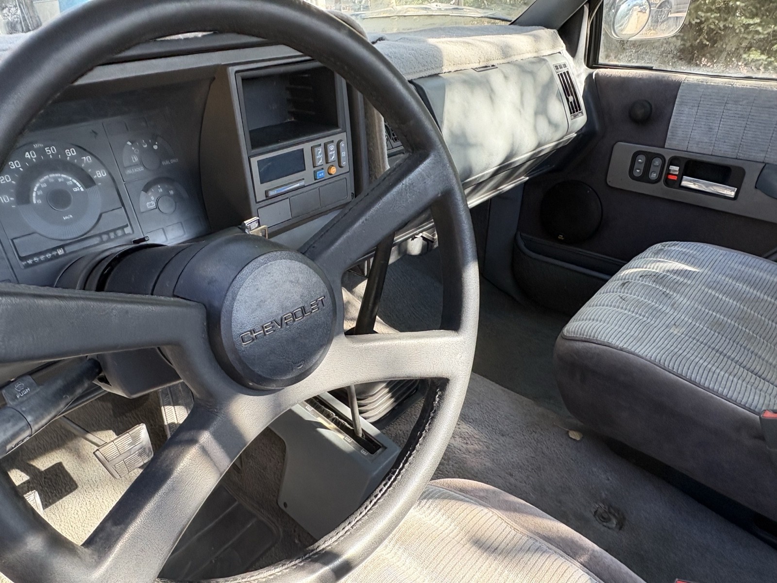 Chevrolet-CK-Pickup-1500-1990-11