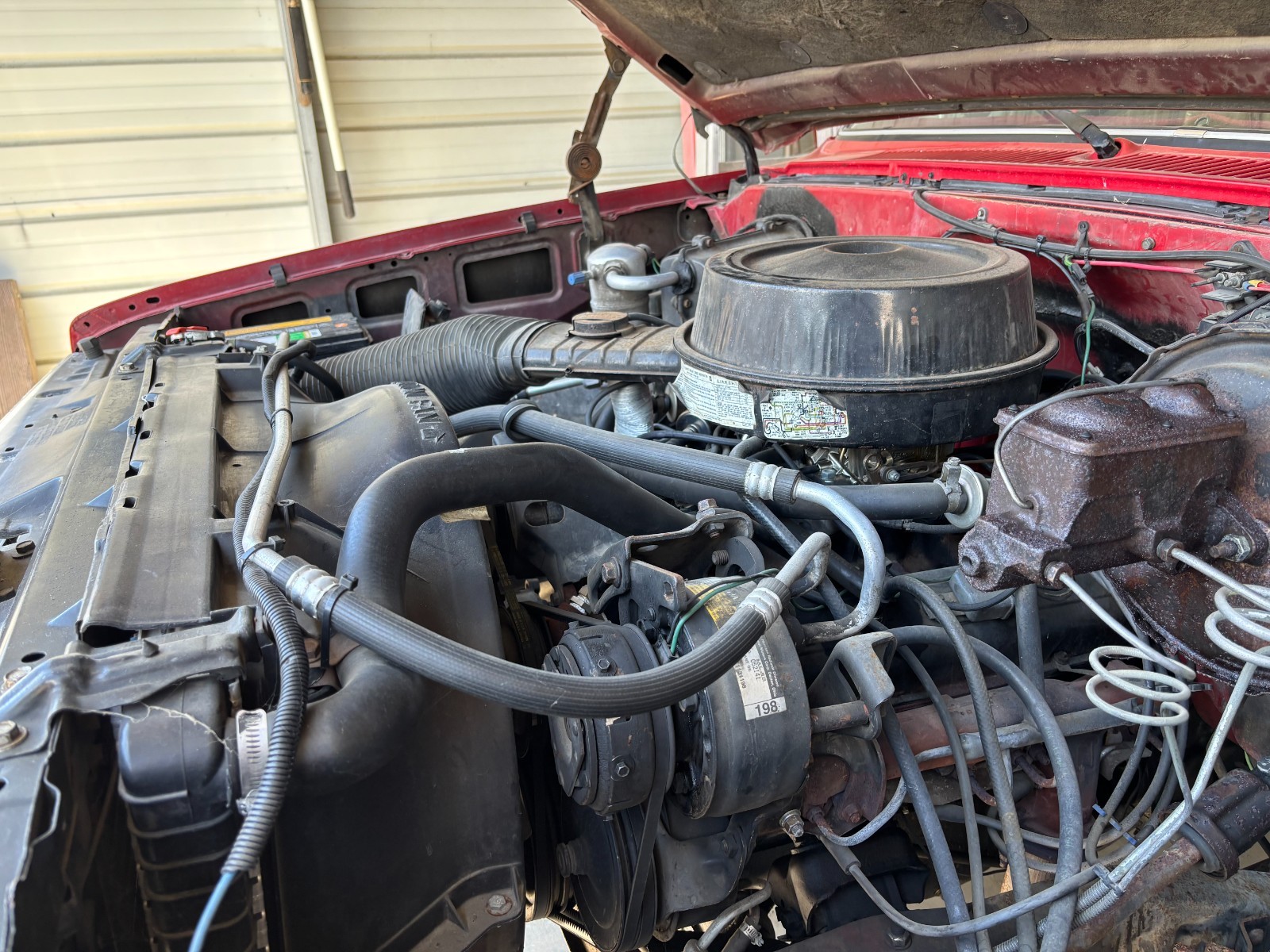 Chevrolet-CK-Pickup-2500-1984-Standard-Cab-Pickup-3