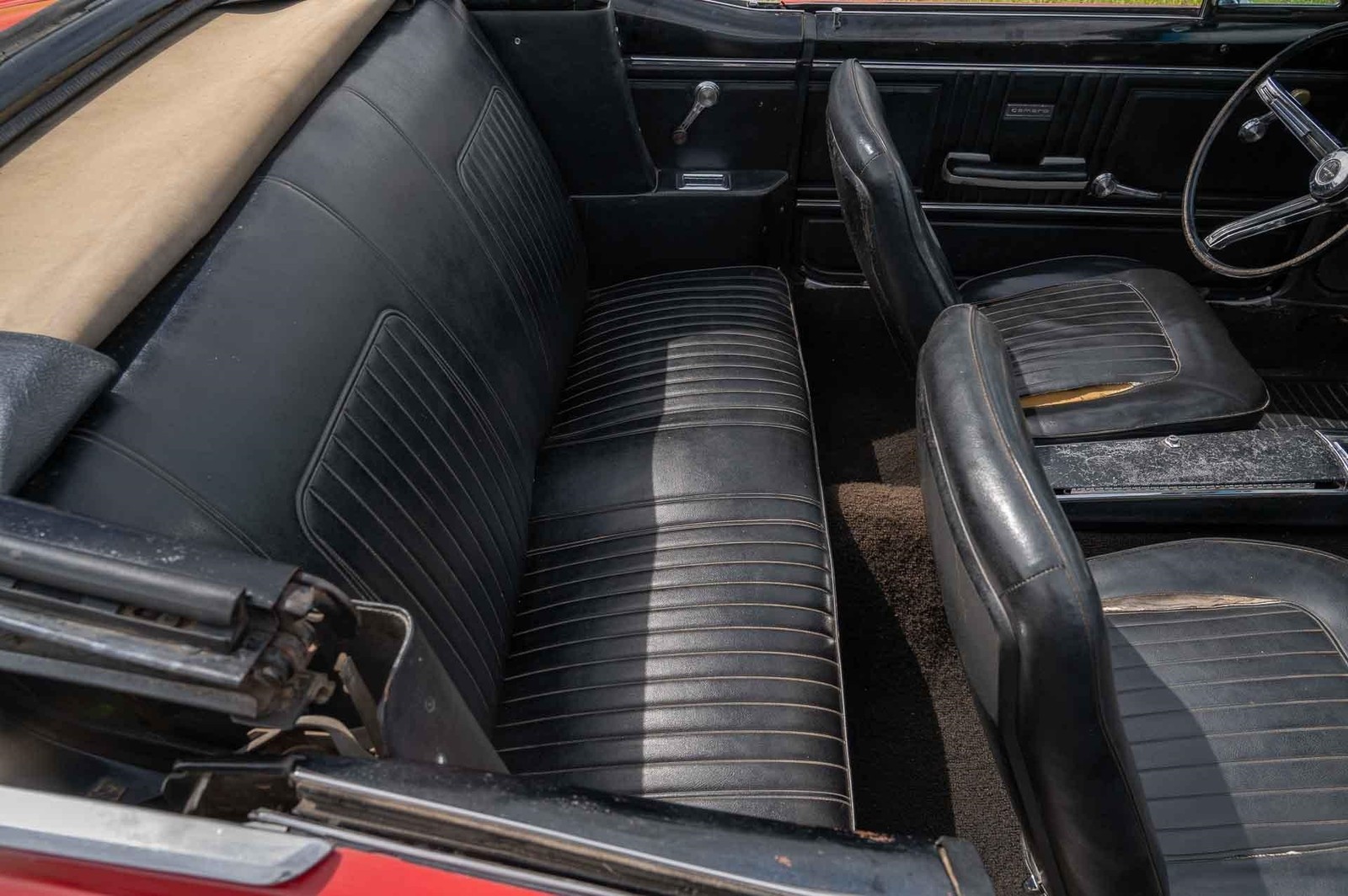 Chevrolet-Camaro-1967-2-Door-16