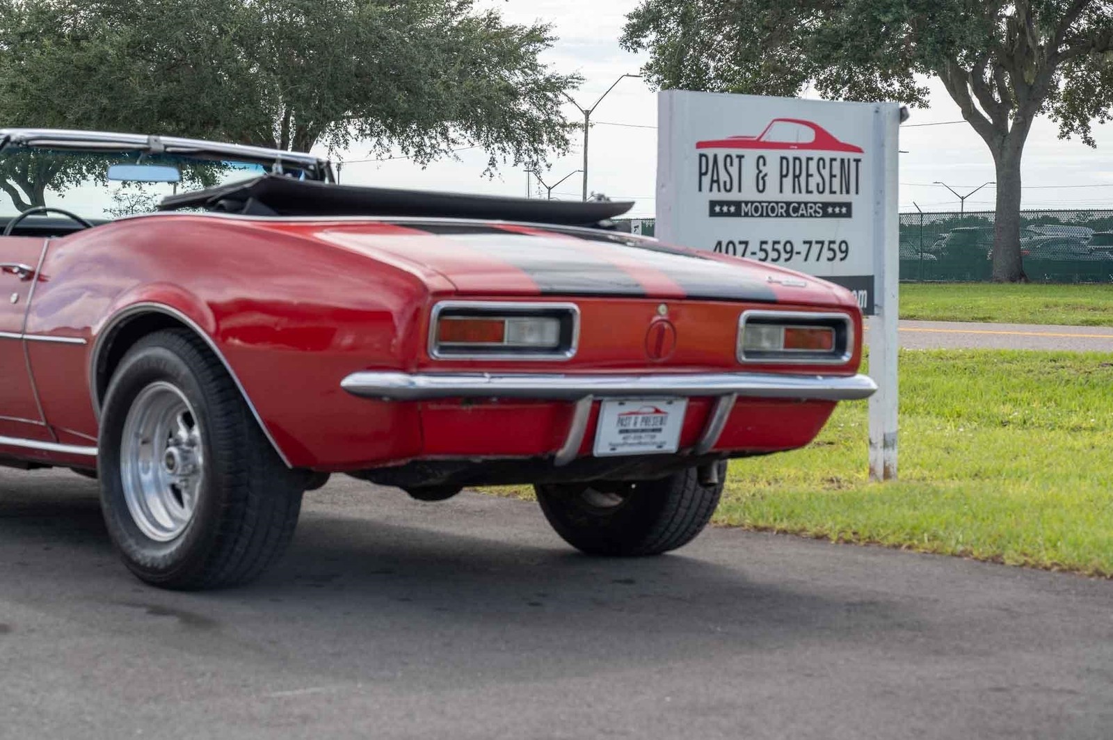 Chevrolet-Camaro-1967-2-Door-20