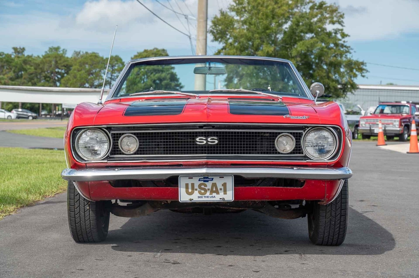 Chevrolet-Camaro-1967-2-Door-27