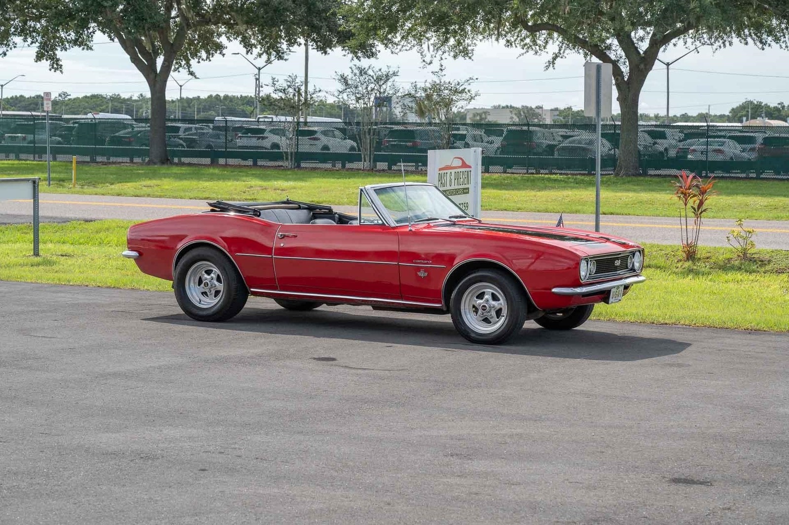 Chevrolet-Camaro-1967-2-Door-31