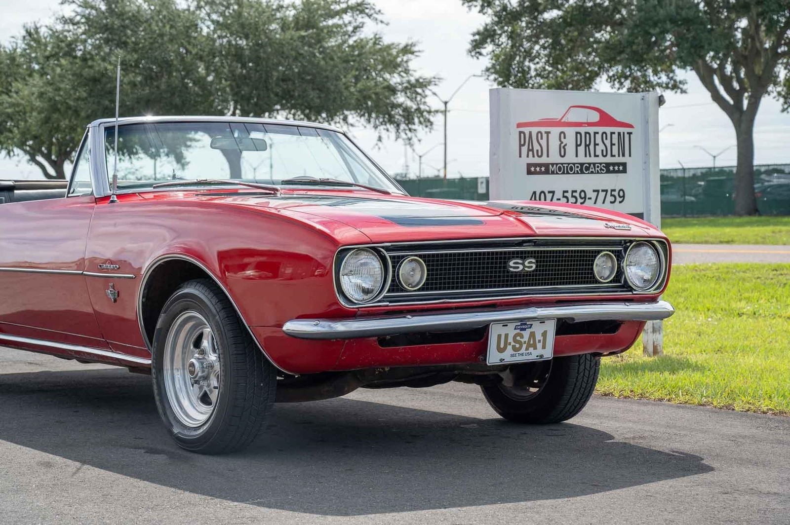 Chevrolet-Camaro-1967-2-Door-33