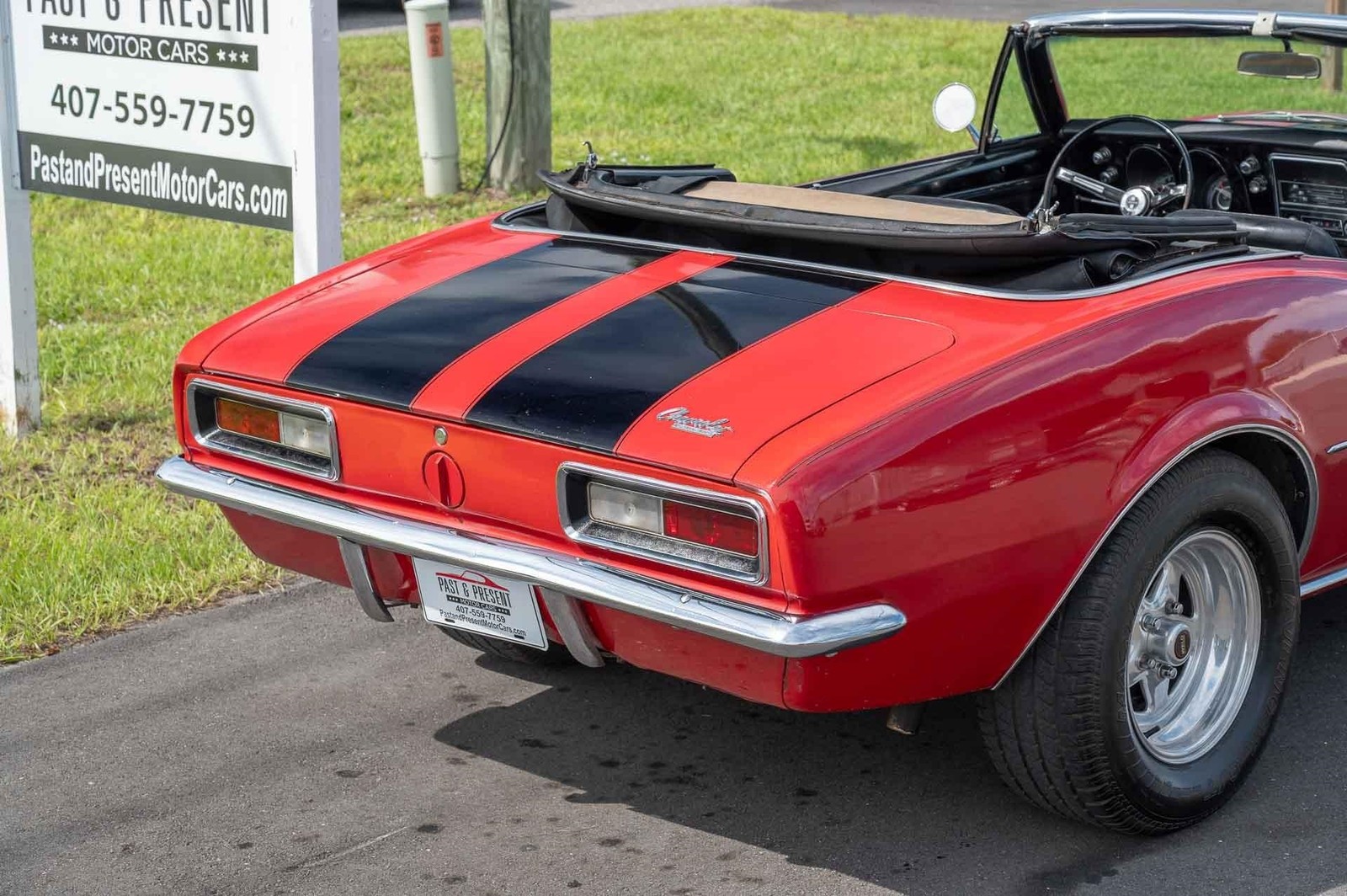 Chevrolet-Camaro-1967-2-Door-37