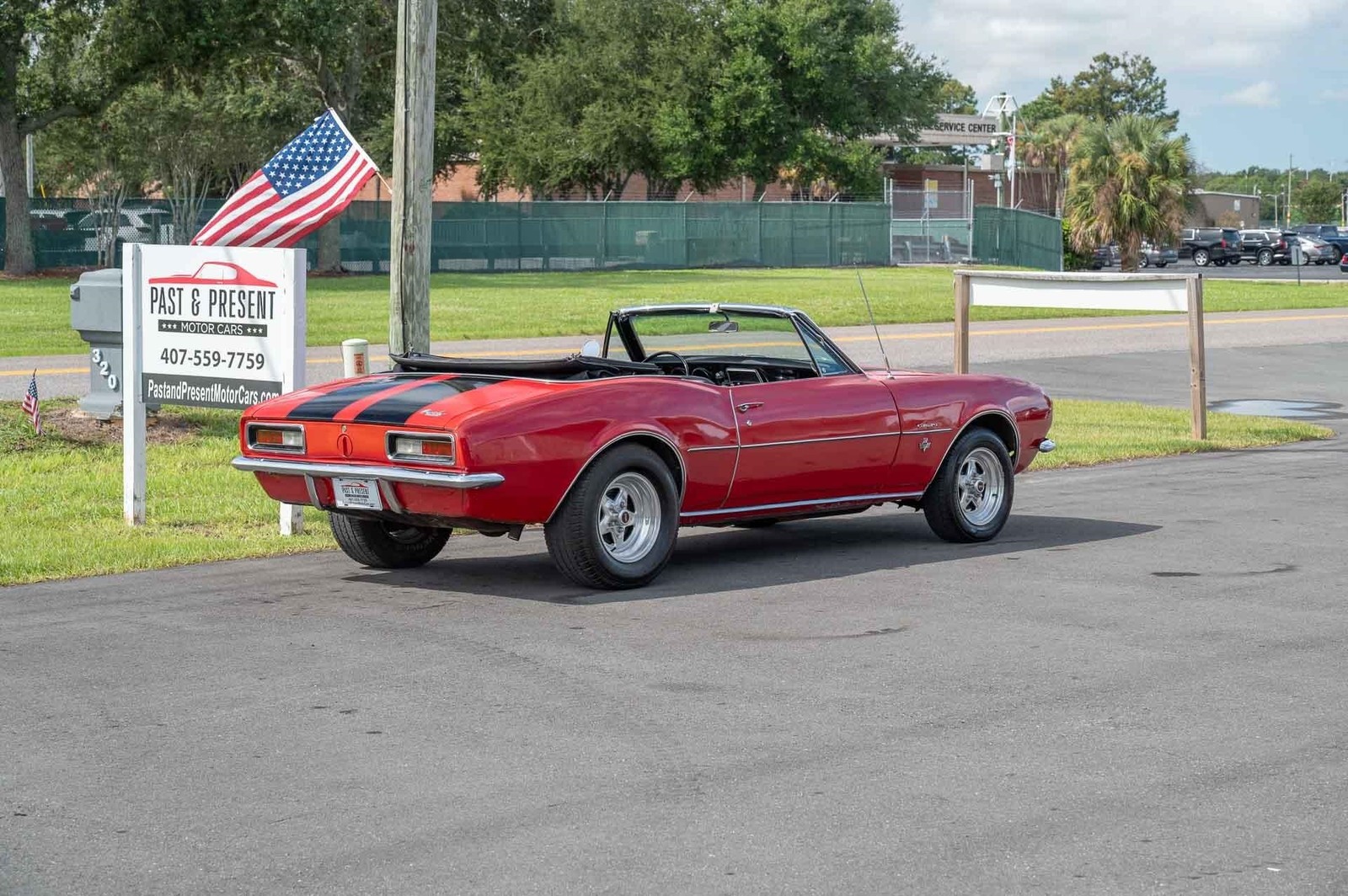 Chevrolet-Camaro-1967-2-Door-5