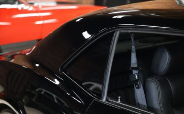 Chevrolet-Camaro-1967-Black-Black-26