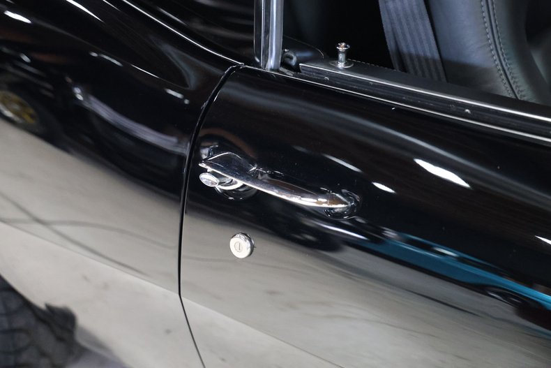 Chevrolet-Camaro-1967-Black-Black-3