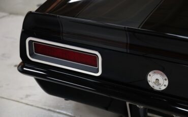 Chevrolet-Camaro-1967-Black-Black-38