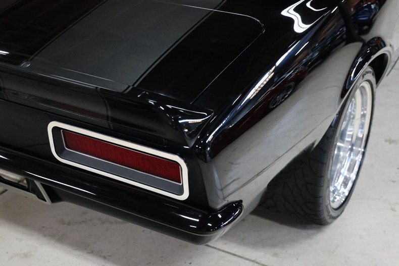 Chevrolet-Camaro-1967-Black-Black-42