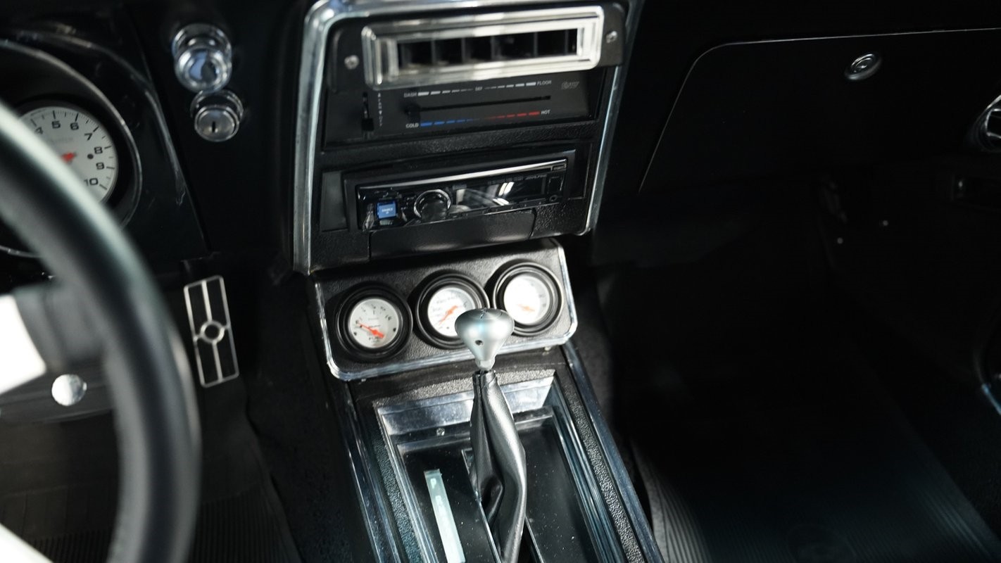 Chevrolet-Camaro-1967-Coupe-31