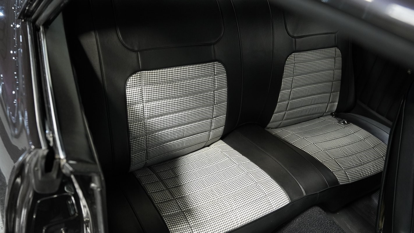 Chevrolet-Camaro-1967-Coupe-34